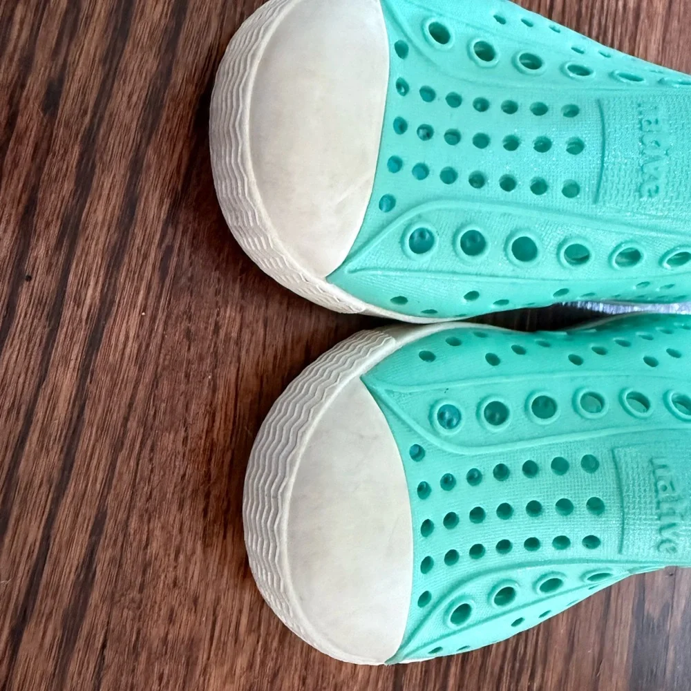 Native aqua green